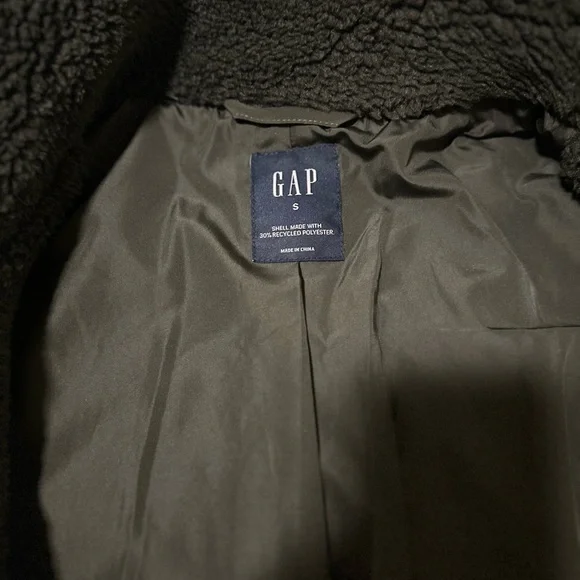 Gap Forest Green Sherpa Coat - Picture 3 of 4